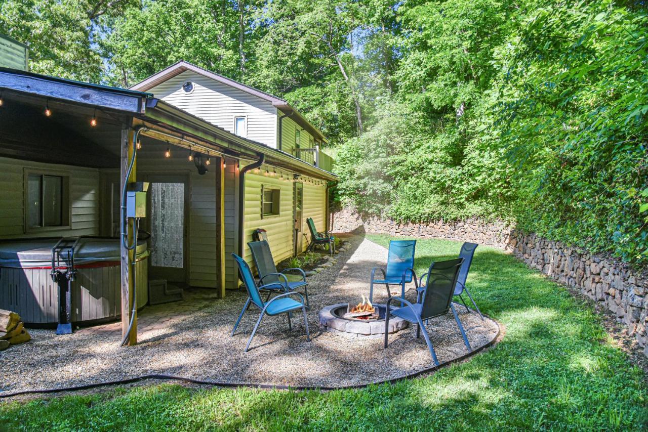 South Asheville Home With Hot Tub Just 11 Miles To Downtown Exterior foto